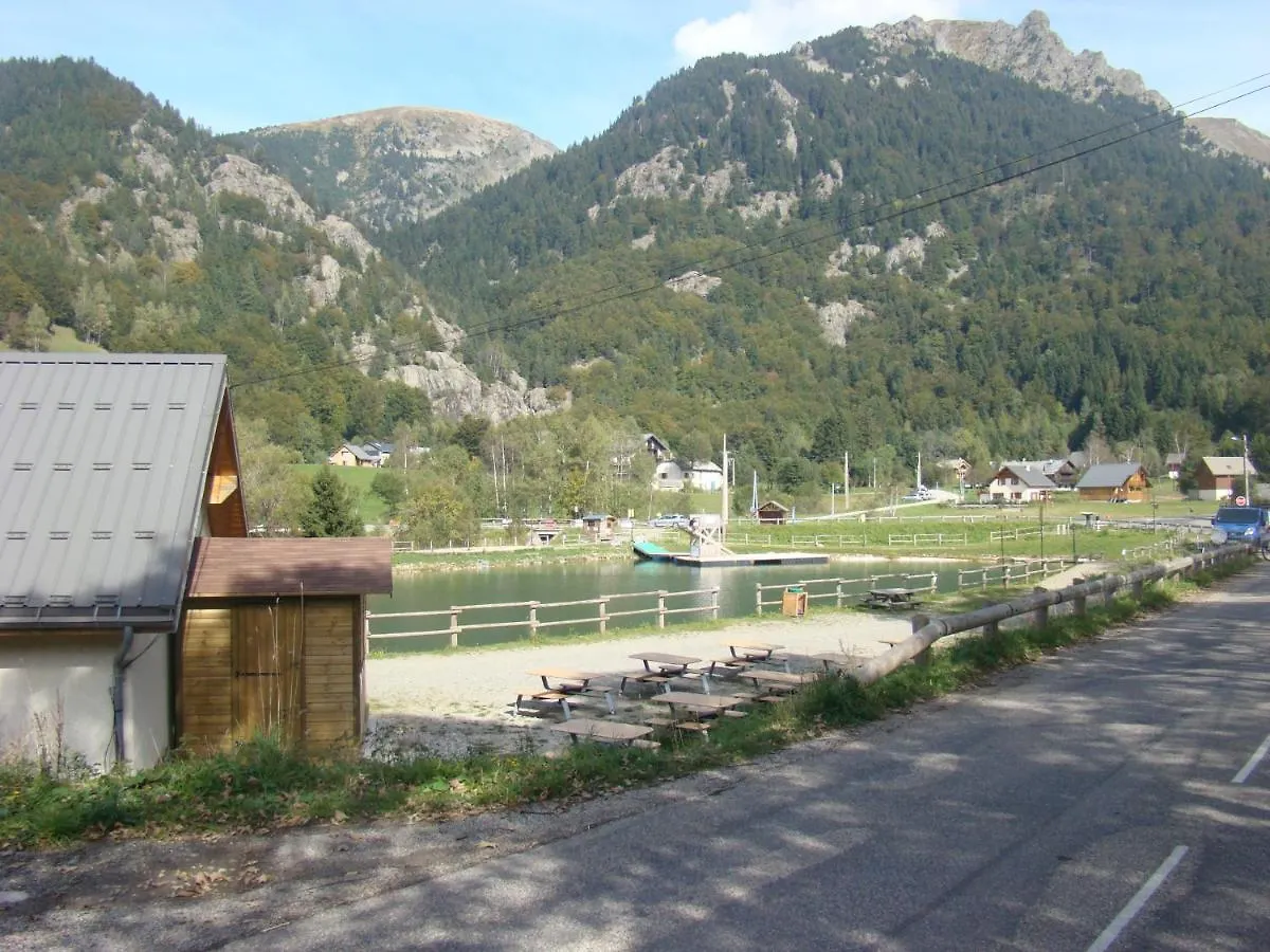 Studio Au Calme Face Aux Montagnes Dans Station De Ski La Morte 0*,  France